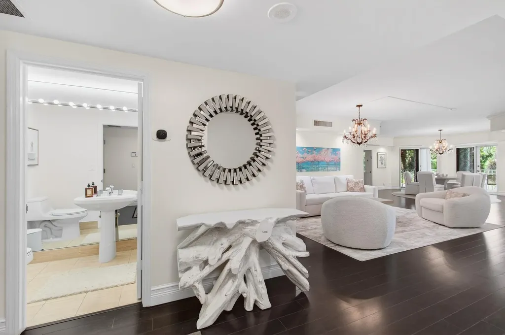 300 SE 5th Avenue Boca Raton FL 33432