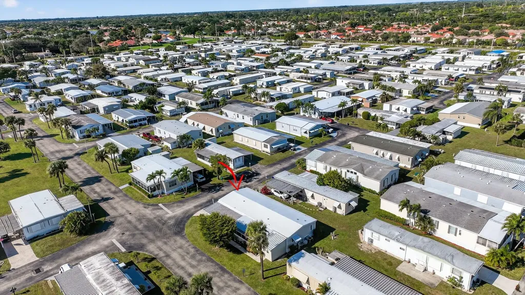 36001 Dron Bay Boynton Beach FL 33436