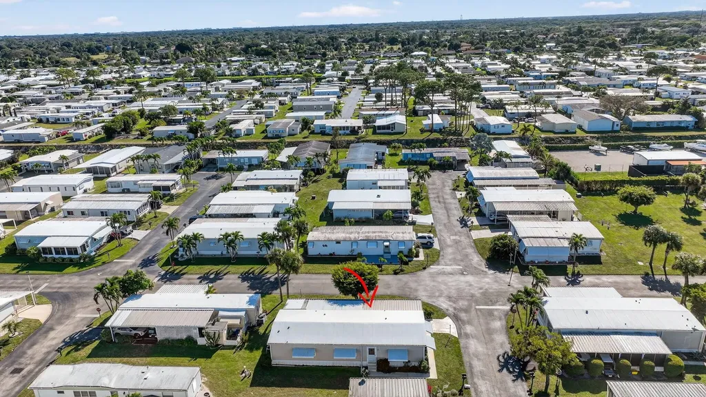 36001 Dron Bay Boynton Beach FL 33436