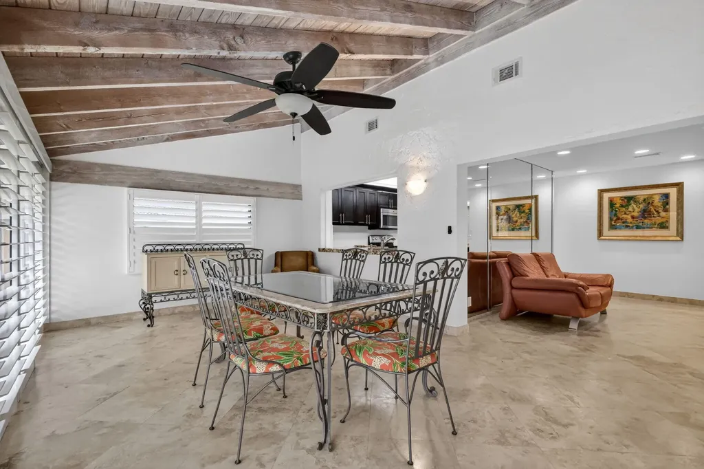 804 Foxpointe Circle Delray Beach FL 33445