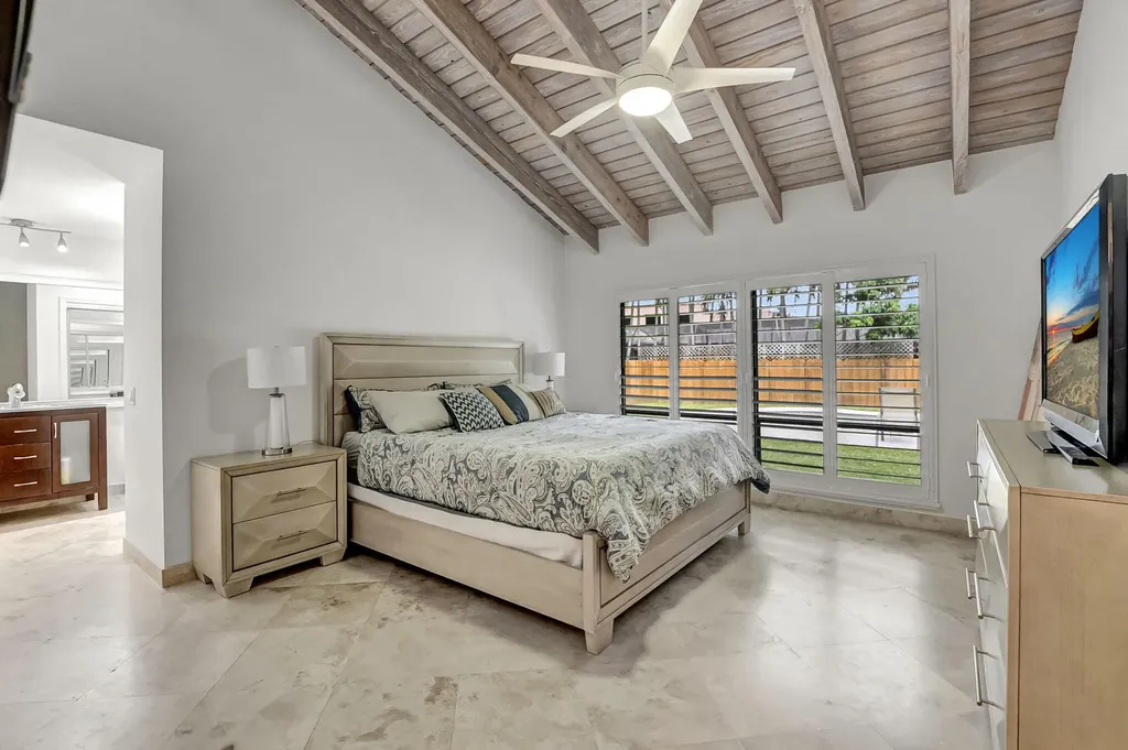 804 Foxpointe Circle Delray Beach FL 33445
