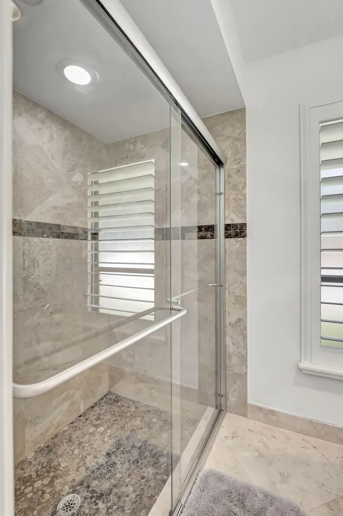 804 Foxpointe Circle Delray Beach FL 33445