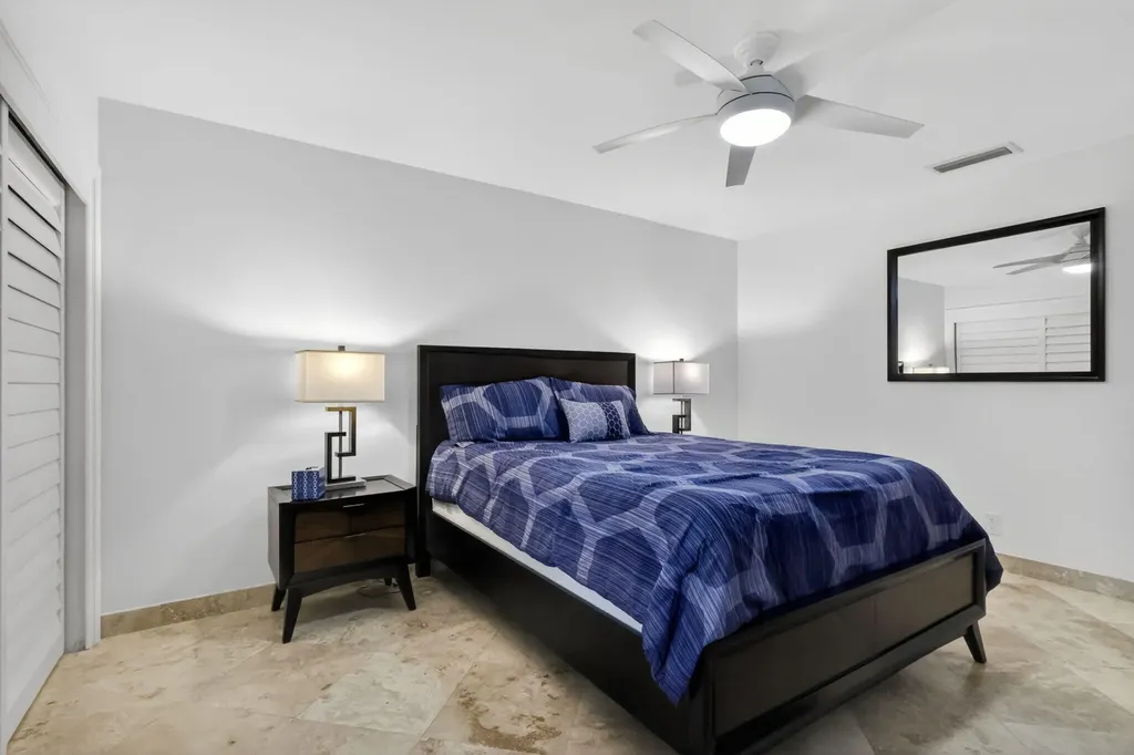 804 Foxpointe Circle Delray Beach FL 33445
