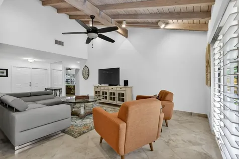 804 Foxpointe Circle Delray Beach FL 33445