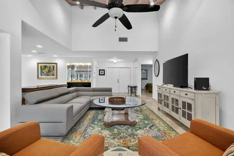 804 Foxpointe Circle Delray Beach FL 33445