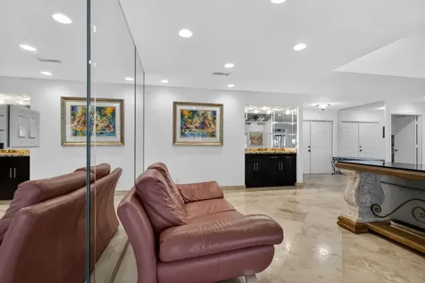 804 Foxpointe Circle Delray Beach FL 33445