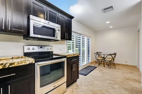 804 Foxpointe Circle Delray Beach FL 33445