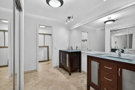 804 Foxpointe Circle Delray Beach FL 33445
