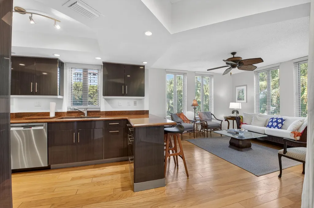 100 SE 5th Avenue Boca Raton FL 33432