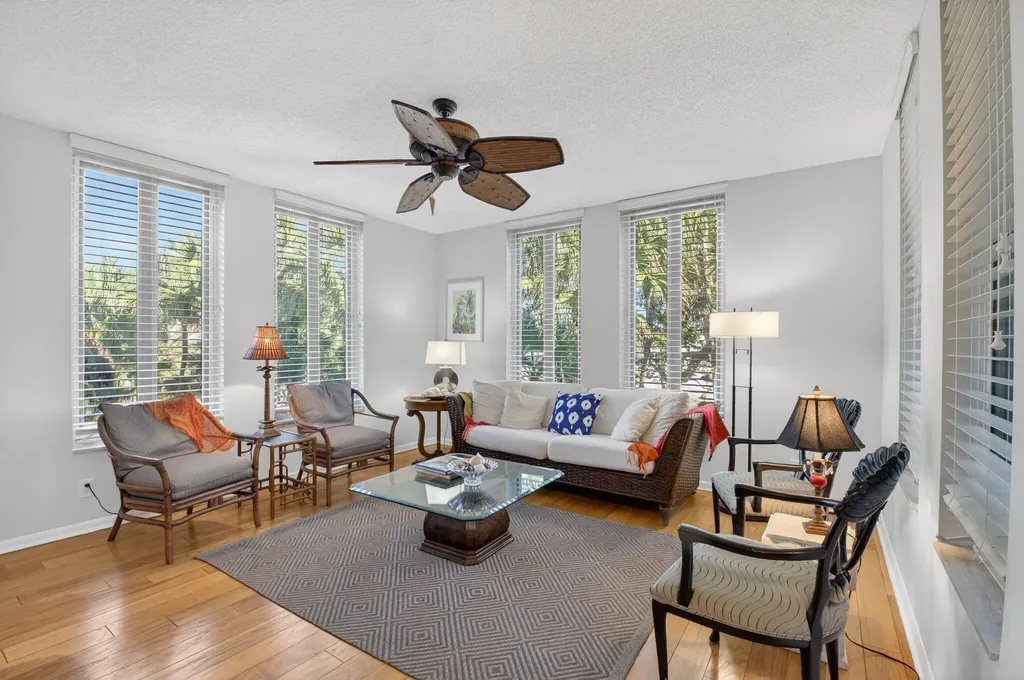 100 SE 5th Avenue Boca Raton FL 33432