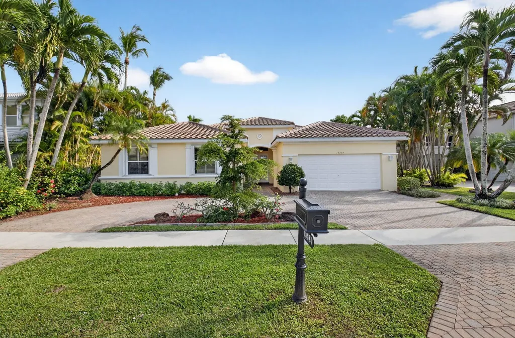 18584 Harbor Light Way Boca Raton FL 33498
