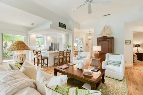 8297 SE Angelina Court Hobe Sound FL 33455