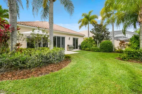 8297 SE Angelina Court Hobe Sound FL 33455