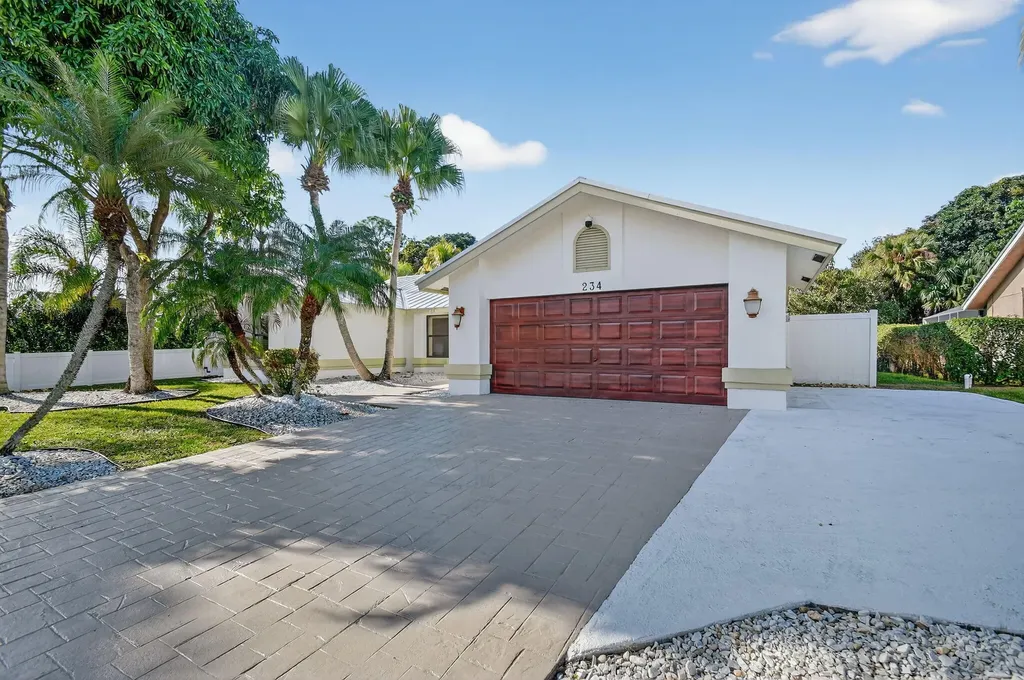 234 Ponce De Leon Street Royal Palm Beach FL 33411