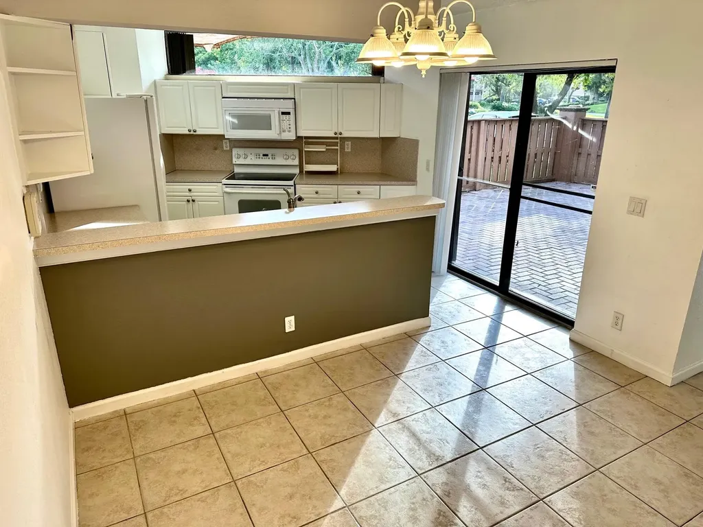 8081 Severn Drive Boca Raton FL 33433