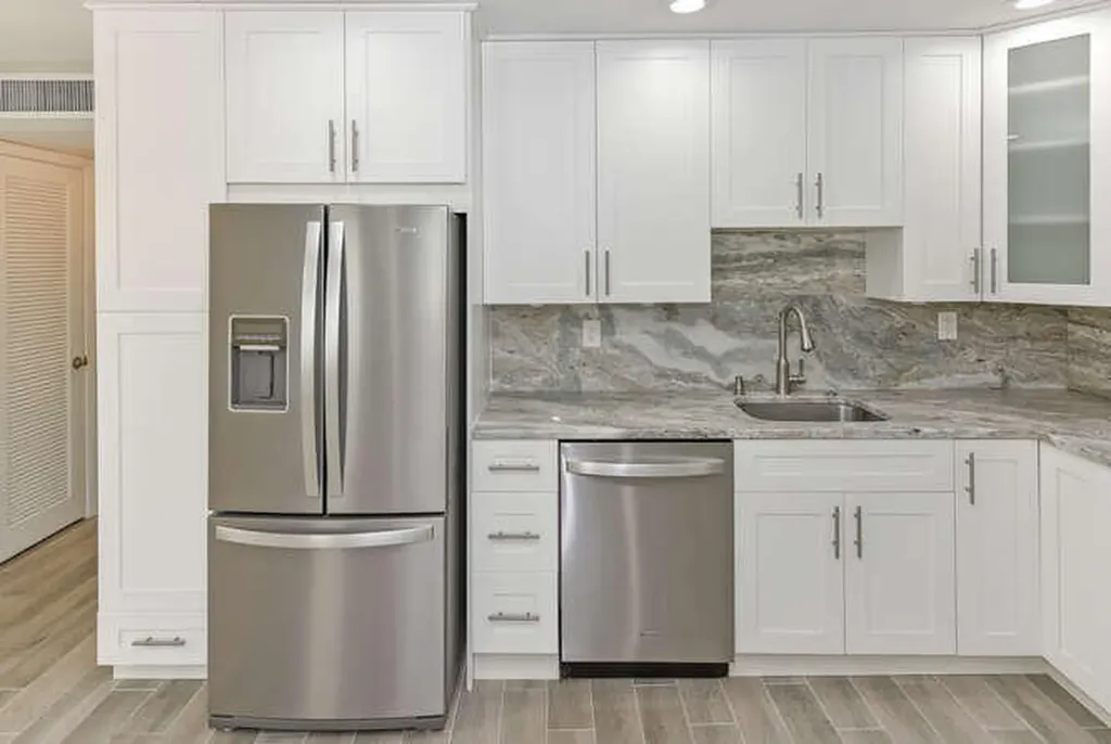 864 Normandy R Delray Beach FL 33484