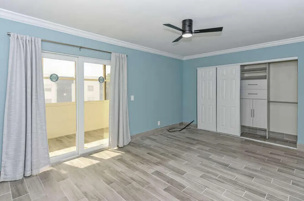 864 Normandy R Delray Beach FL 33484