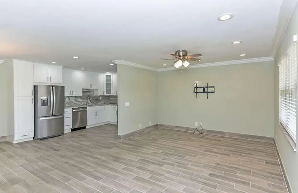 864 Normandy R Delray Beach FL 33484