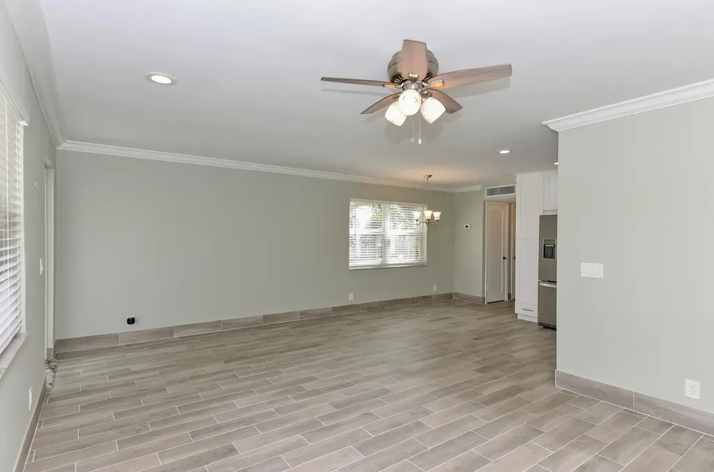 864 Normandy R Delray Beach FL 33484