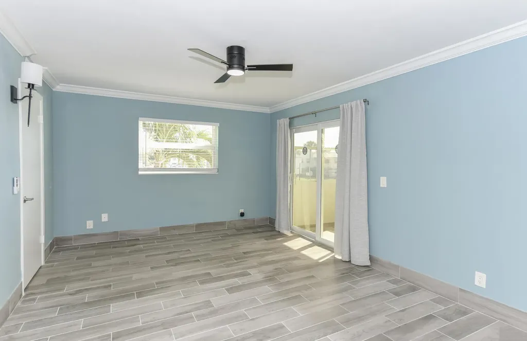 864 Normandy R Delray Beach FL 33484