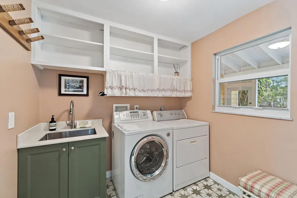 17375 Thunder Road Jupiter FL 33478