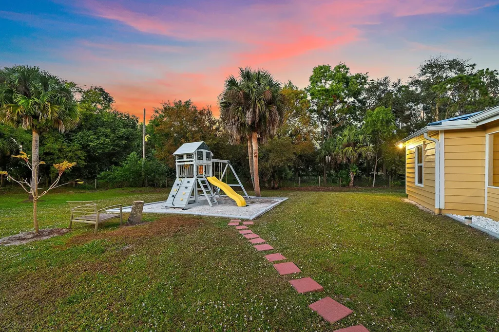 17375 Thunder Road Jupiter FL 33478