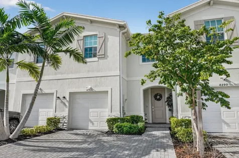 4301 Hammock Grove Drive Lake Worth FL 33467