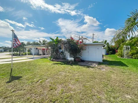 11055 SE Federal Highway Hobe Sound FL 33455