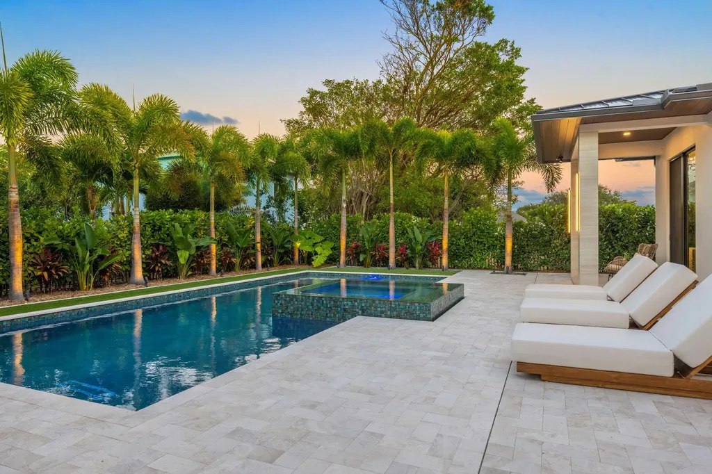 247 Seville Road West Palm Beach FL 33405