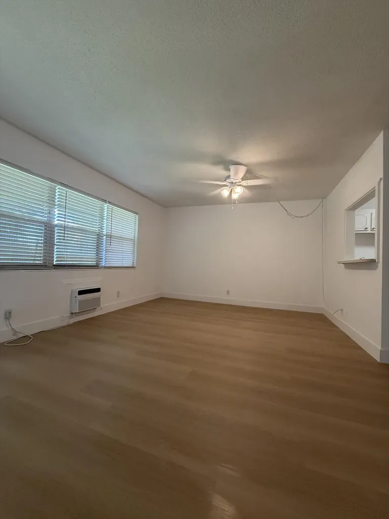 63 Norwich C West Palm Beach FL 33417