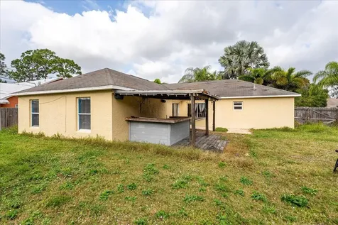 1366 SW Wampler Avenue Port St Lucie FL 34953