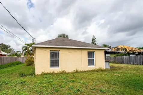 1366 SW Wampler Avenue Port St Lucie FL 34953