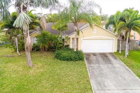 1366 SW Wampler Avenue Port St Lucie FL 34953