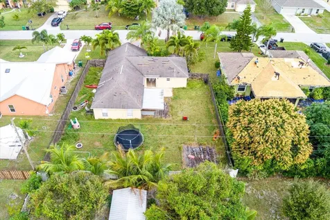 1366 SW Wampler Avenue Port St Lucie FL 34953