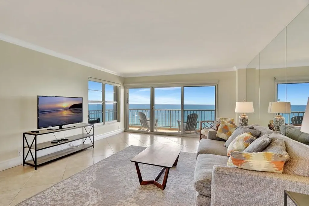 1021 Hillsboro Mile Hillsboro Beach FL 33062