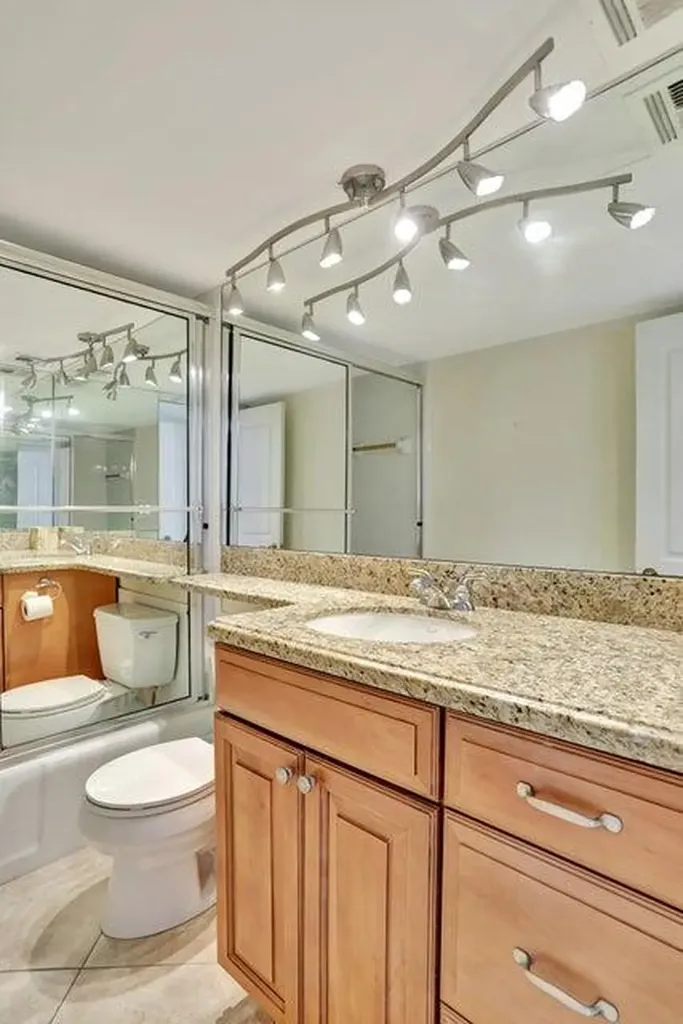 1021 Hillsboro Mile Hillsboro Beach FL 33062
