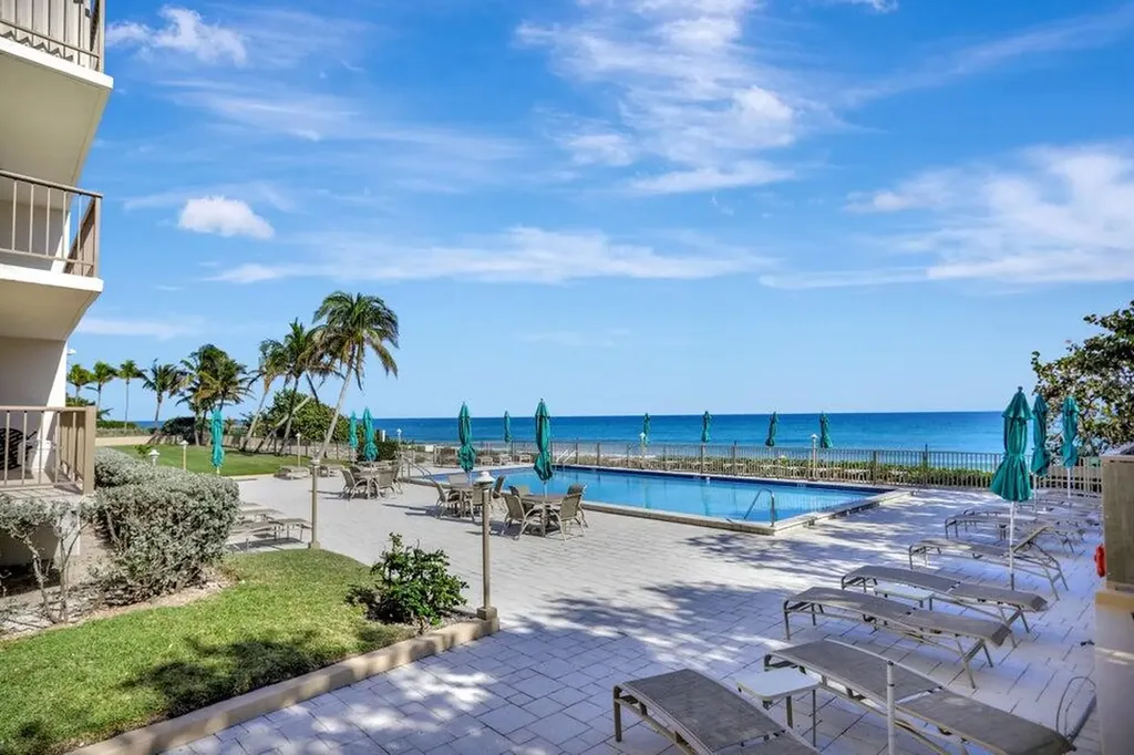 1021 Hillsboro Mile Hillsboro Beach FL 33062