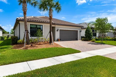 519 SE Villandry Way Port St Lucie FL 34984