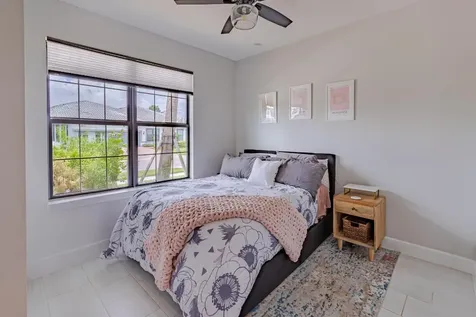 519 SE Villandry Way Port St Lucie FL 34984