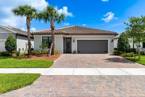 519 SE Villandry Way Port St Lucie FL 34984