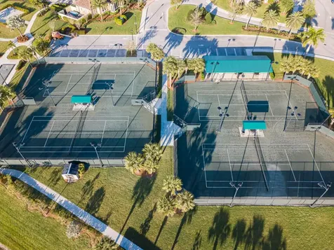 519 SE Villandry Way Port St Lucie FL 34984
