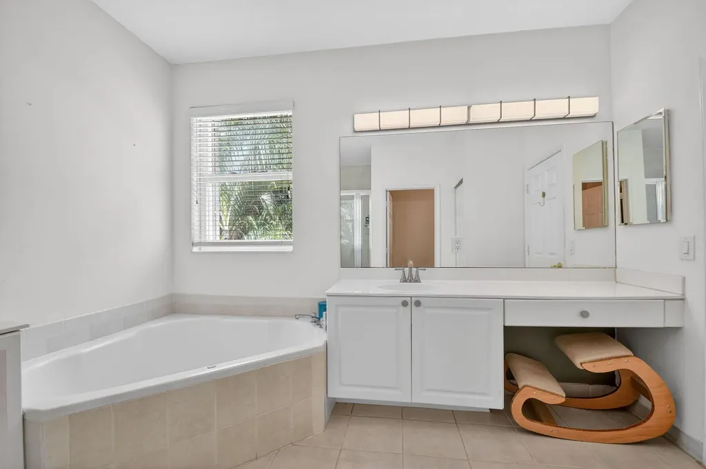 1605 E Classical Boulevard Delray Beach FL 33445