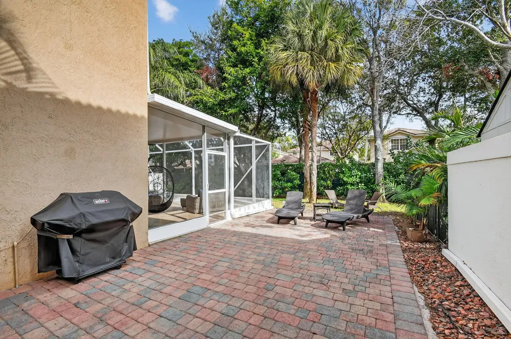 1605 E Classical Boulevard Delray Beach FL 33445