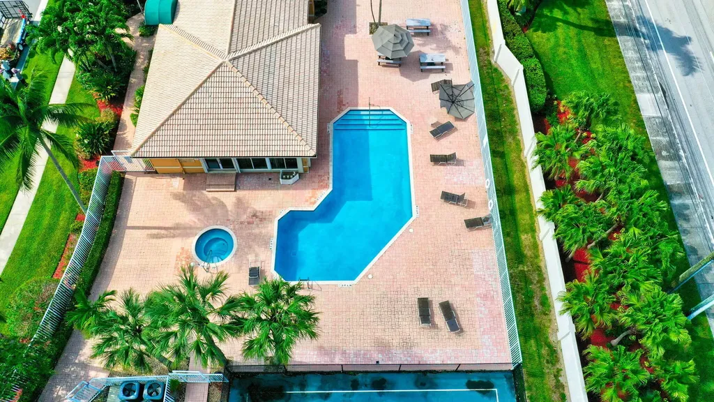 1605 E Classical Boulevard Delray Beach FL 33445