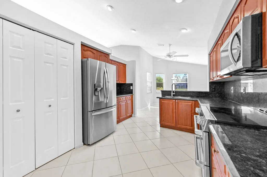 14066 Glenlyon Court Delray Beach FL 33446