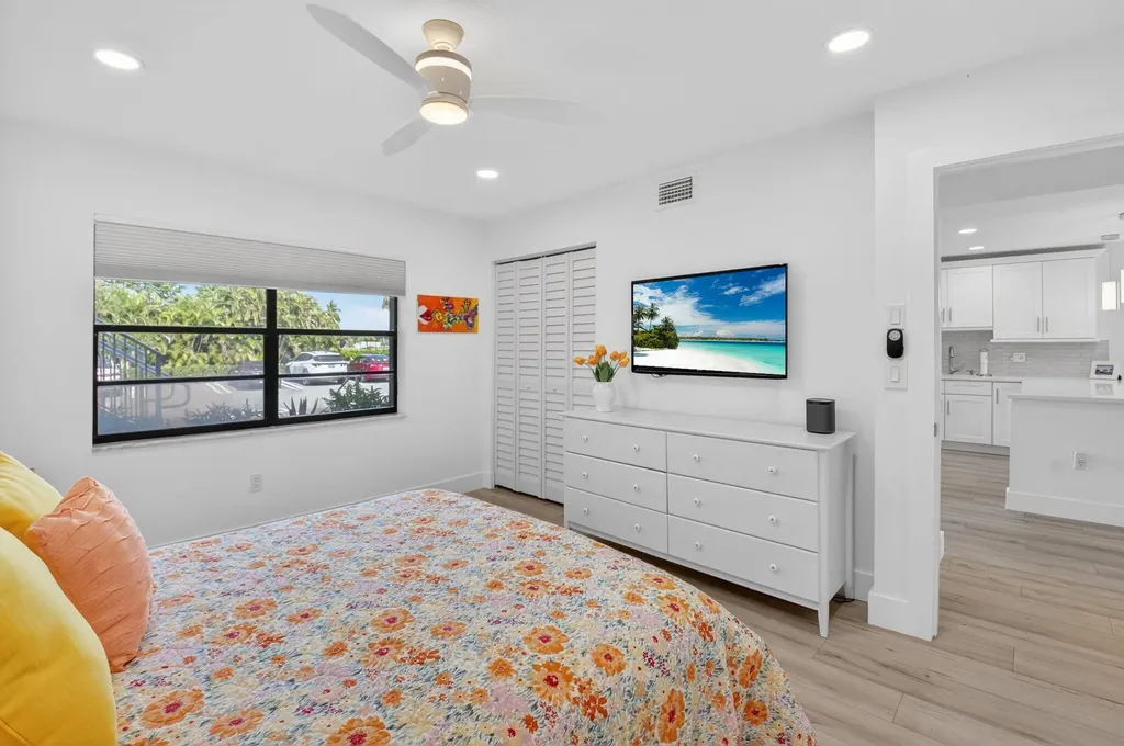 18 Westgate Lane Boynton Beach FL 33436