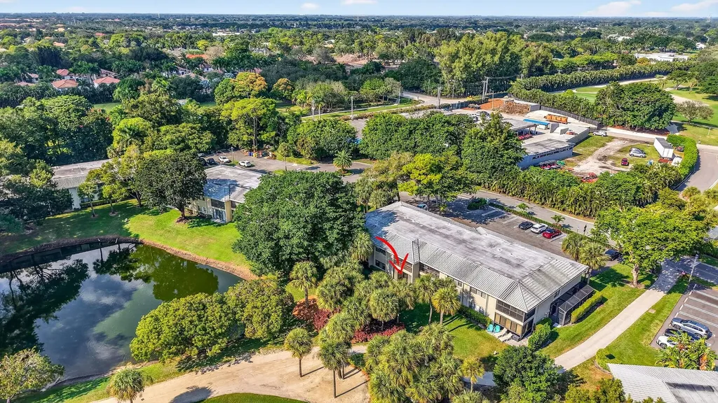 18 Westgate Lane Boynton Beach FL 33436