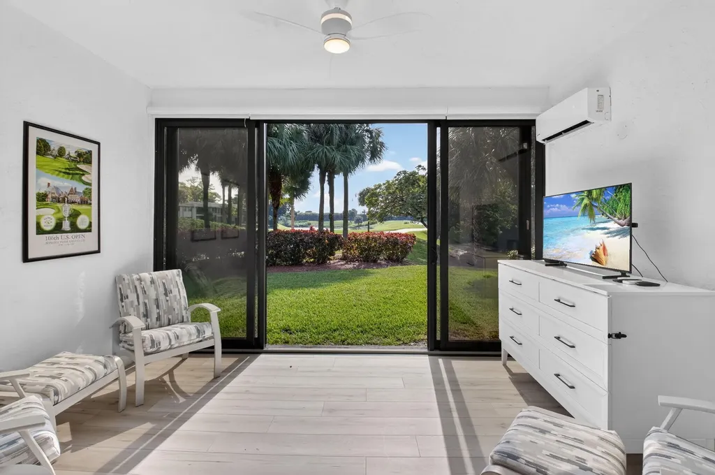 18 Westgate Lane Boynton Beach FL 33436
