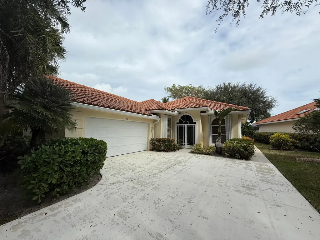 222 E Tall Oaks Circle Palm Beach Gardens FL 33410