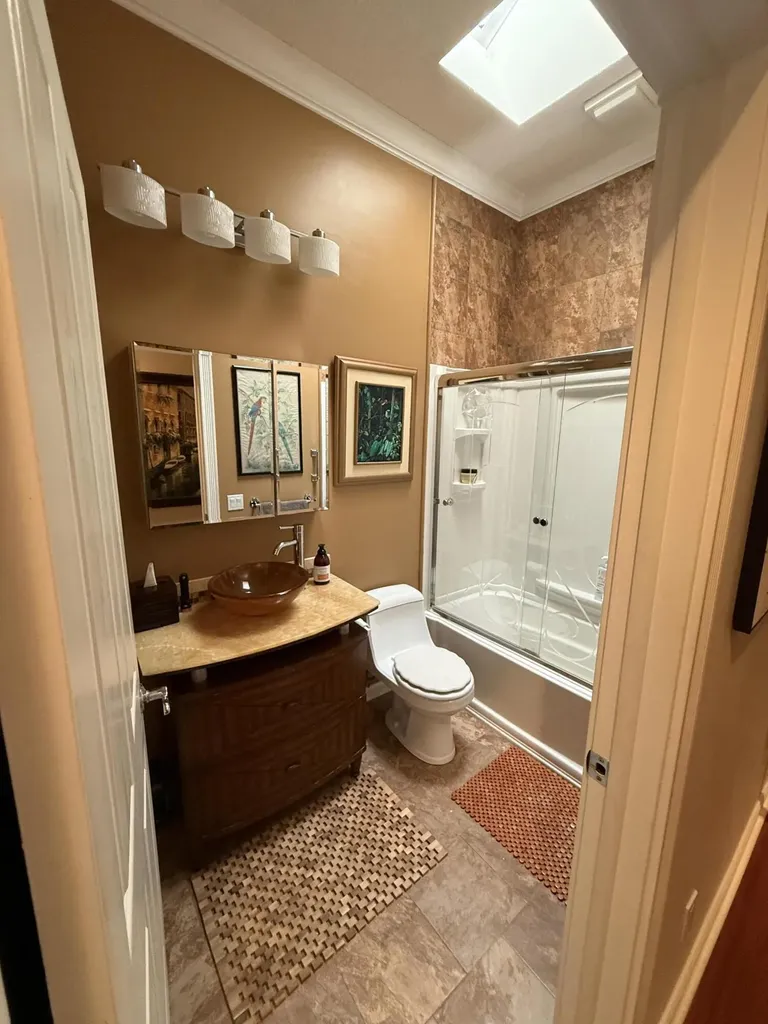 222 E Tall Oaks Circle Palm Beach Gardens FL 33410